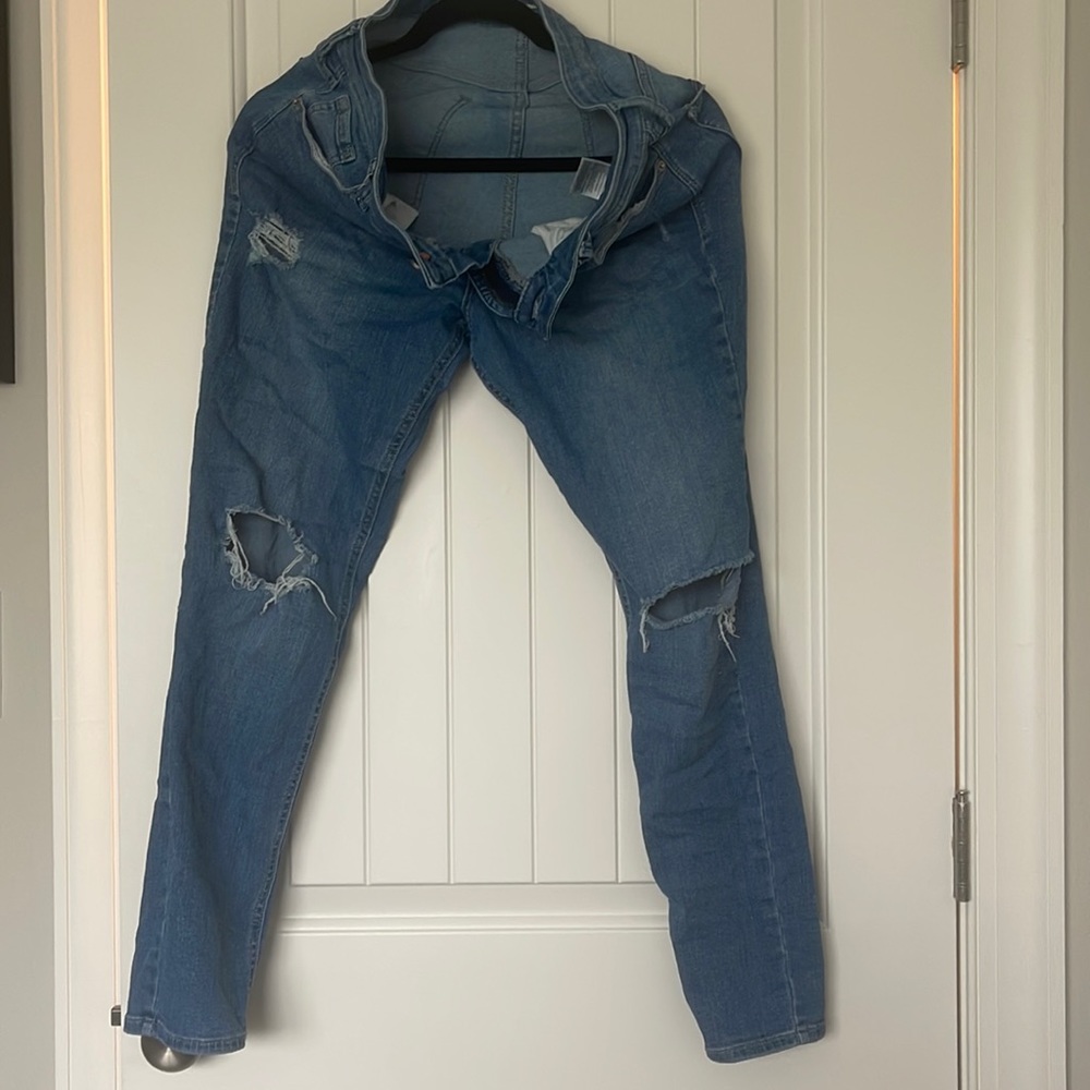 Old Navy Rockstar Super Skinny Jeans